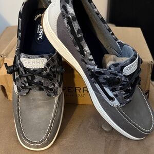 New Women’s Sperry Gray Boat Shoes